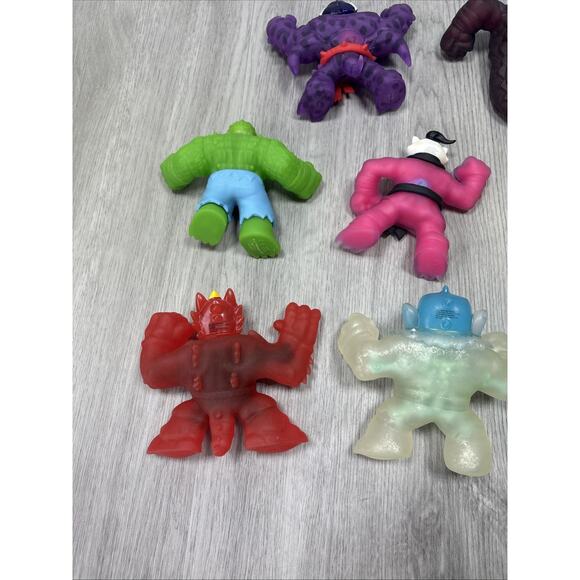 Heroes of Goo Jit Zu Glow Shifters, Dino X-Ray, Hero Pack ect 8 Count - Picture 6 of 9